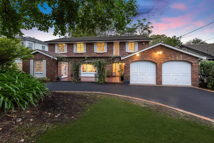17 Greenway Drive