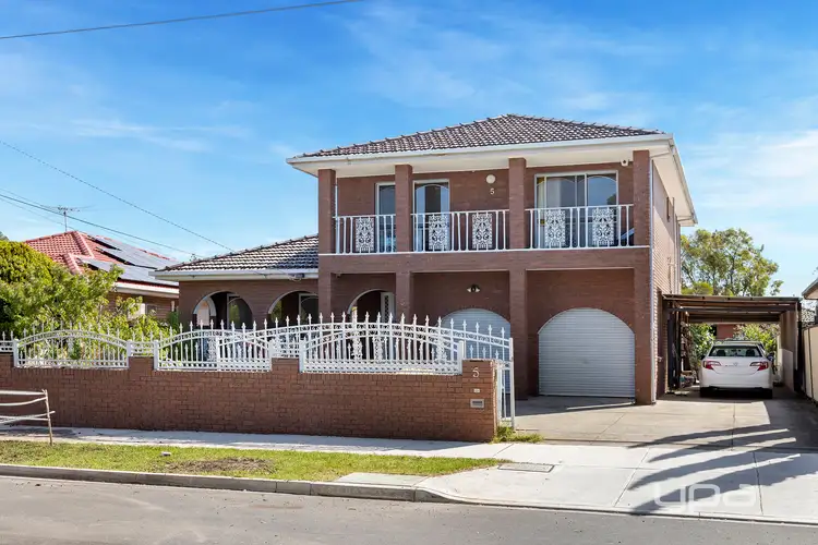 5 Jacinta Way