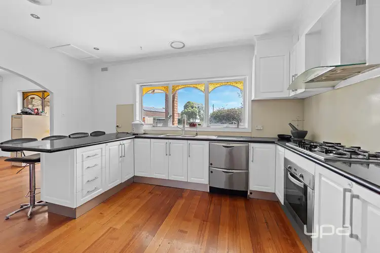 Sixth view of Homely house listing, 5 Jacinta Way, Kings Park VIC 3021