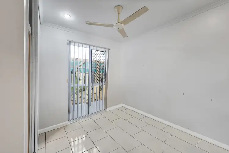 Fifth view of Homely house listing, 1/33 Frank Cowley Drive, Glenella QLD 4740