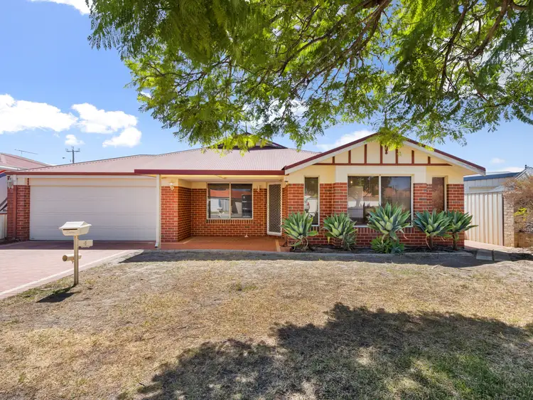 4 Silvereye Close, East Cannington WA 6107