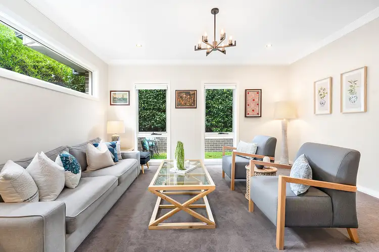 8A Frith Avenue, Normanhurst NSW 2076