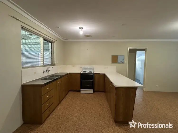 Fourth view of Homely house listing, 8 Hornpipe Court, Yanchep WA 6035