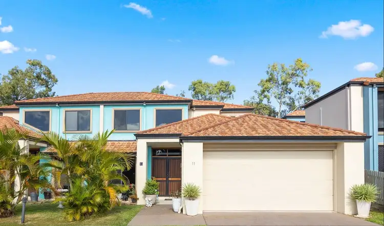 11 2 Barnstaple Street, Torquay QLD 4655