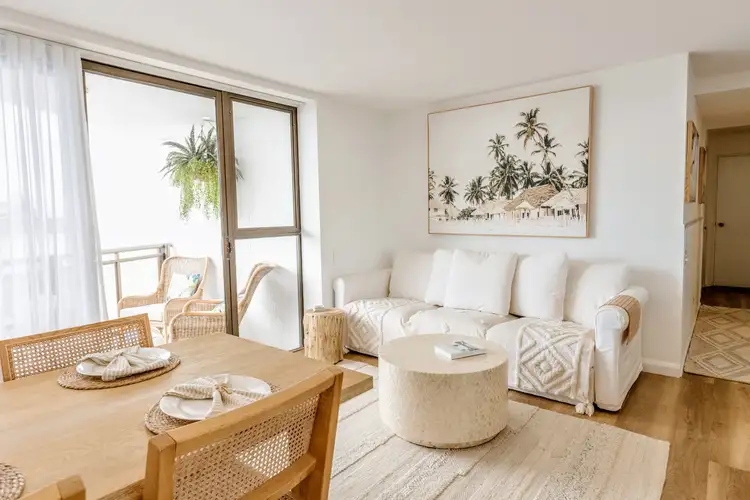 120-122 Duporth Avenue