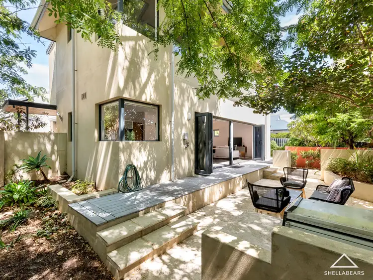 33A Mengler Avenue, Claremont WA 6010