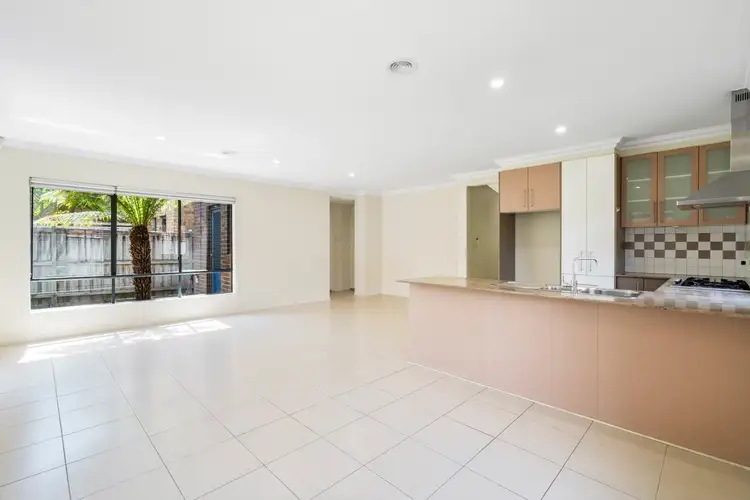 2/137 Keylana Drive, Keysborough VIC 3173