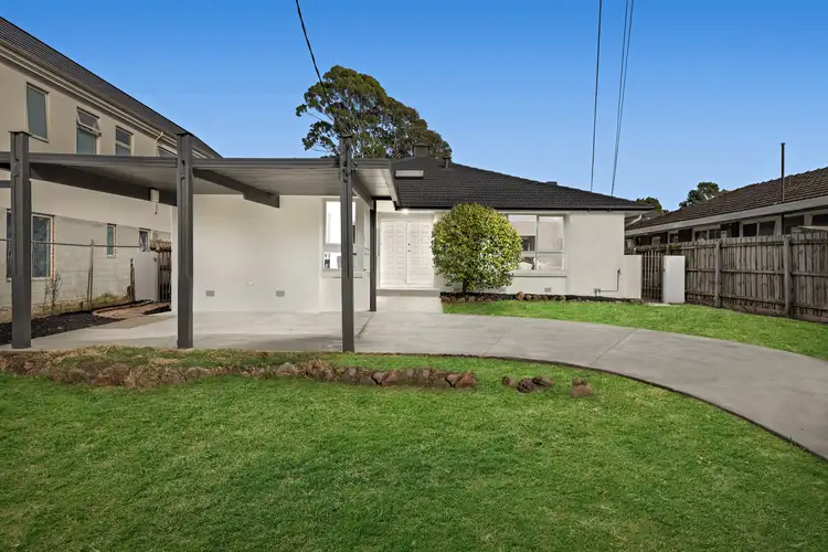 15 Diamond Avenue
