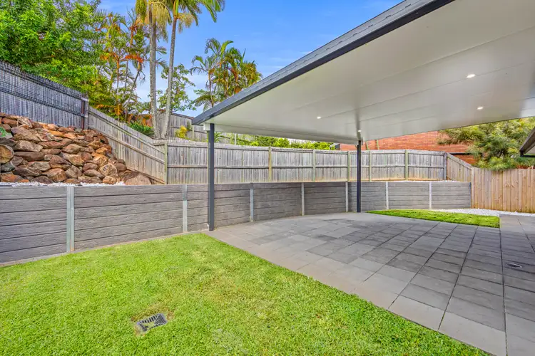 1 Kentwood Drive