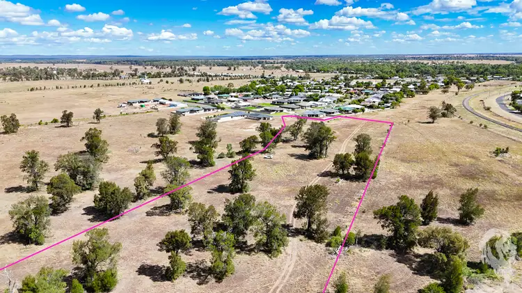 39 Ningadhun Circuit, Narrabri NSW 2390