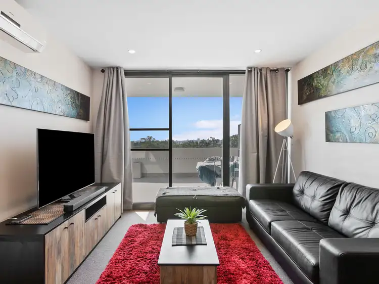 36/1 Rowe Avenue
