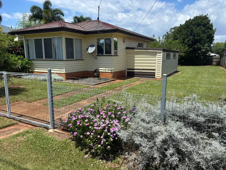49 Collins Street, Woody Point QLD 4019