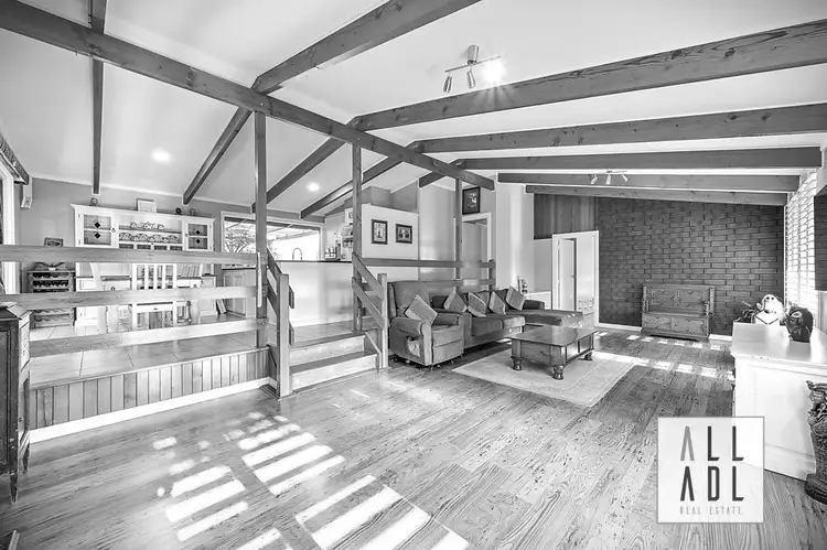 129 Brougham Drive, Valley View SA 5093