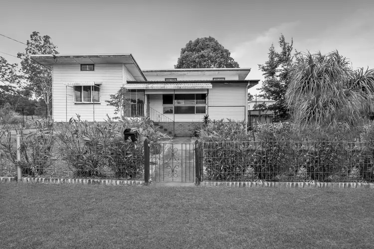 3 Duce Street, Bundamba QLD 4304