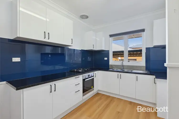 36 Mckenzie Way