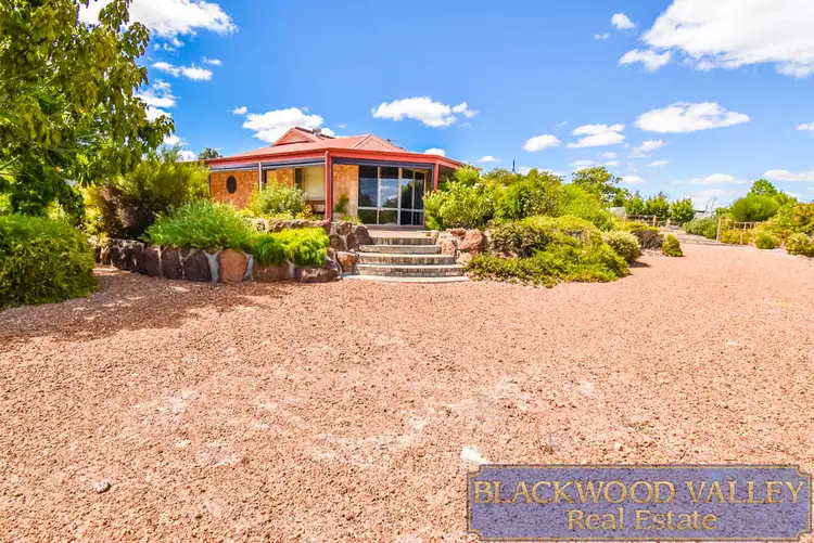12 Highland Avenue, Bridgetown WA 6255