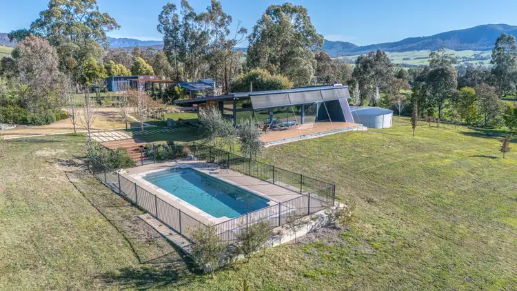 109 Switchback Road, Mudgegonga VIC 3737