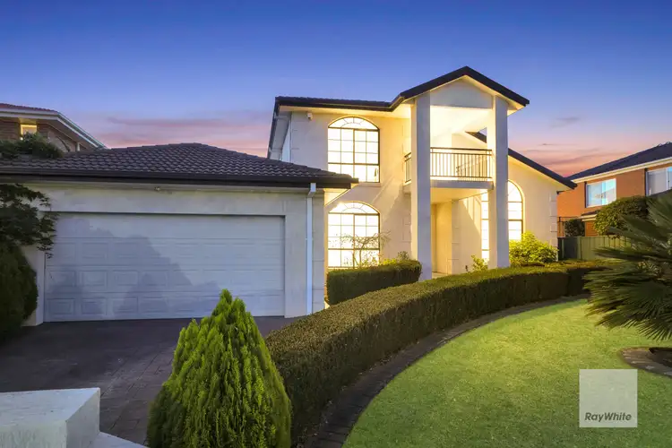 8 Coach House Drive, Attwood VIC 3049