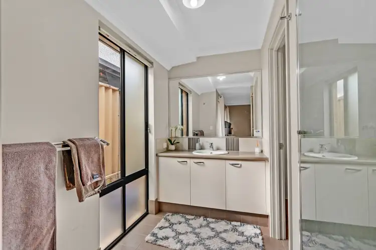 Sixth view of Homely house listing, 4b Hatfield Way, Millbridge WA 6232