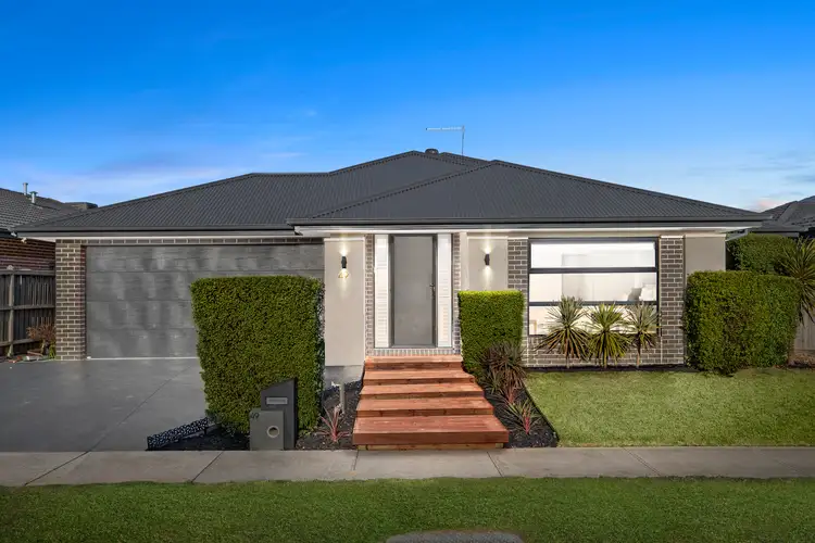 49 Kamona Street, Clyde VIC 3978