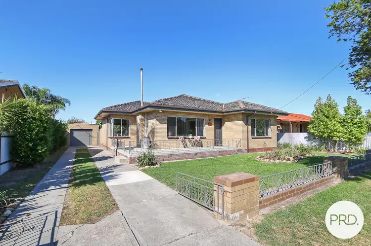 521 Mutsch Street, Lavington NSW 2641
