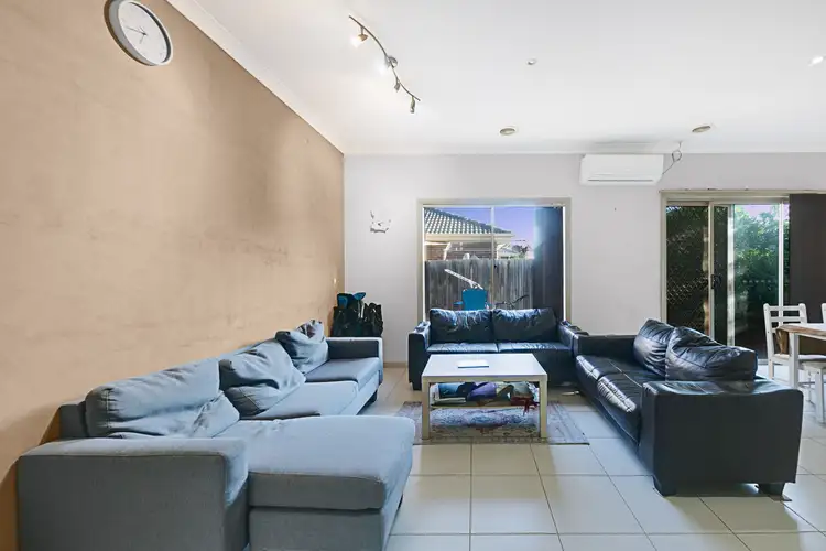 Sixth view of Homely unit listing, 2/1 ELLA COURT, Hoppers Crossing VIC 3029