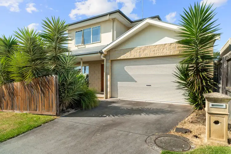 2/1-3 Morgan Street, Cowes VIC 3922