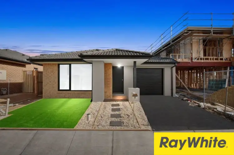 9 Dawson Street, Thornhill Park VIC 3335