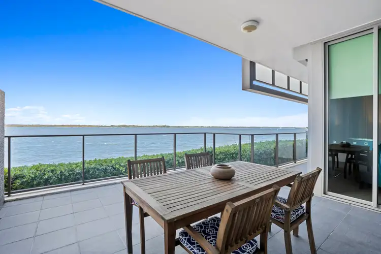 26103 Ephraim Island, Paradise Point QLD 4216