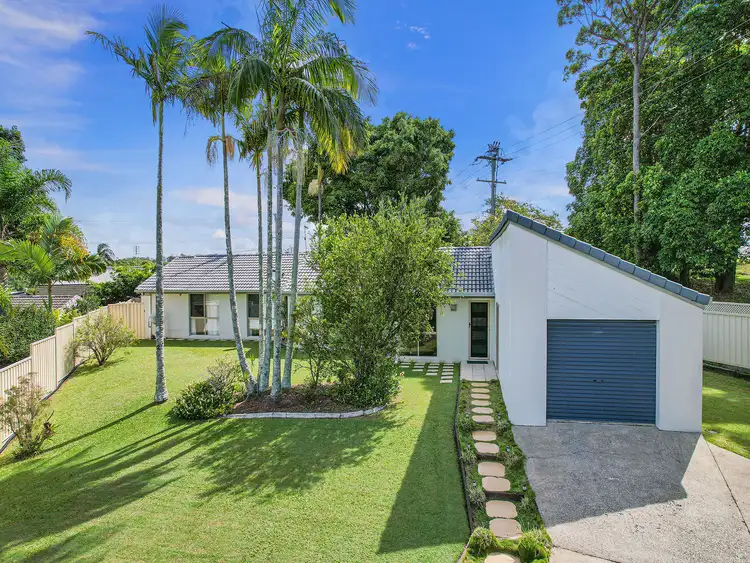 2 Correa Place, Mooloolaba QLD 4557
