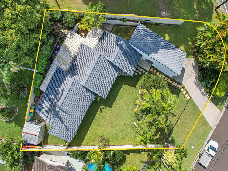 2 Correa Place, Mooloolaba QLD 4557