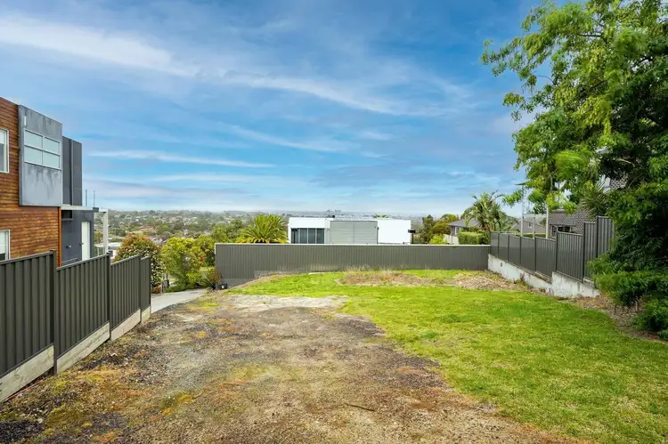 5 Bella Vista Close