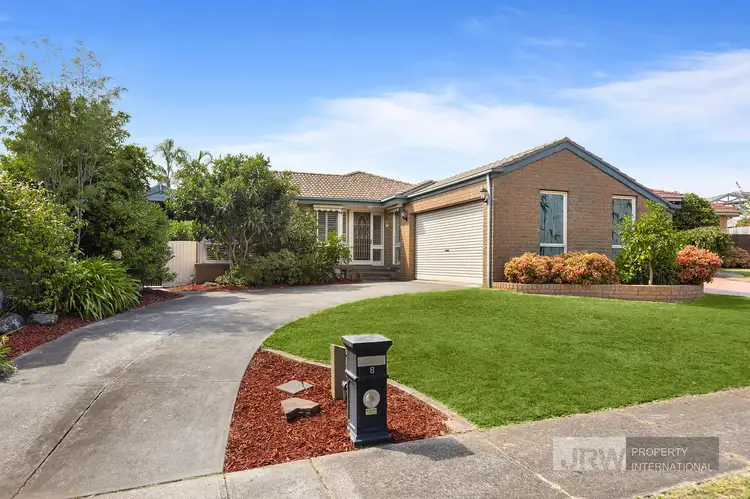 8 Mistletoe Close, Knoxfield VIC 3180
