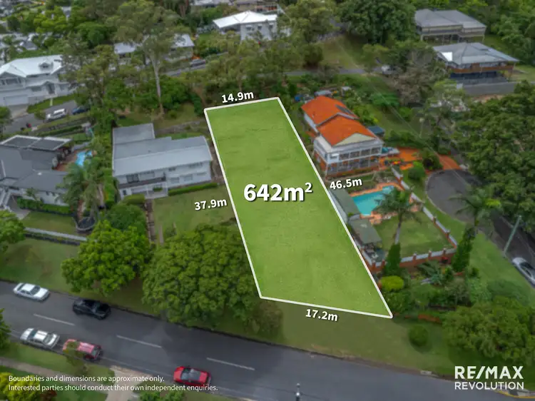 10 Pattison Avenue, Norman Park QLD 4170