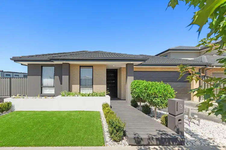 3 Maximova Avenue, Kalkallo VIC 3064