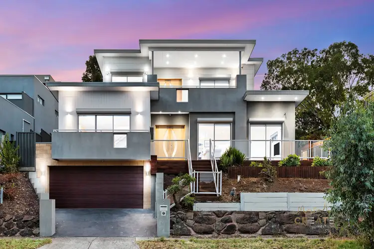 5 Riverbend Way, Sunshine North VIC 3020