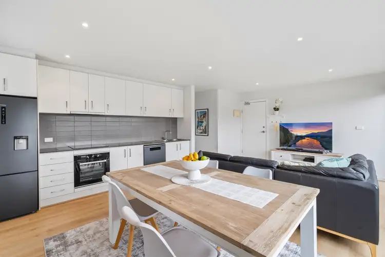Main view of Homely apartment listing, 3/6 May Street, Cheltenham VIC 3192