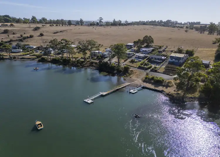 195 Camms Road, Kayena TAS 7270