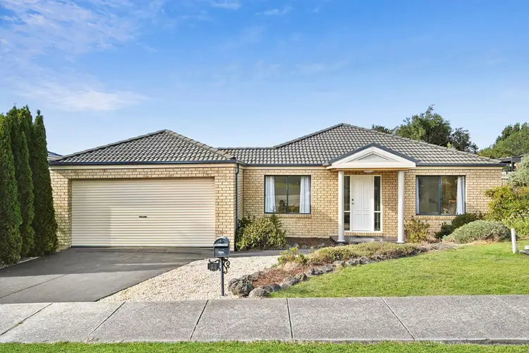 33 Fogarty Avenue, Highton VIC 3216