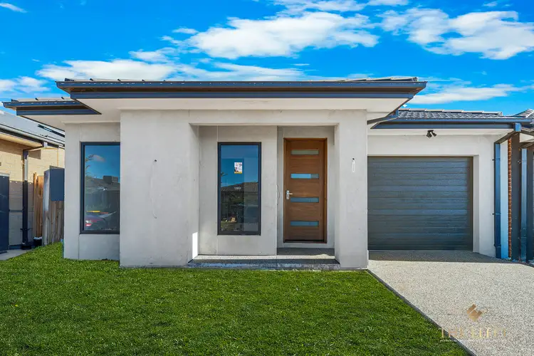 6 Borage Road, Thornhill Park VIC 3335