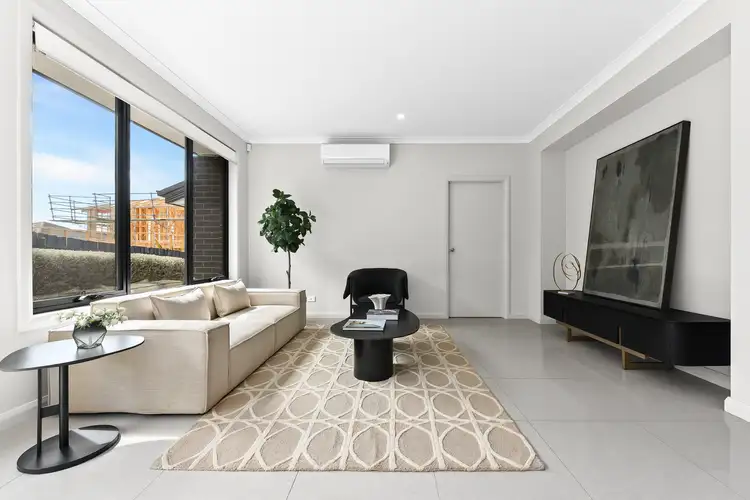 Fourth view of Homely townhouse listing, 2/27 Morshead Avenue, Mount Waverley VIC 3149
