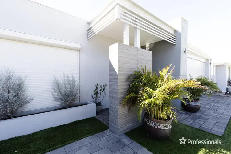 11 Alverda Parade, Aveley WA 6069