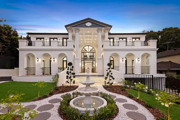 4 Derby Street