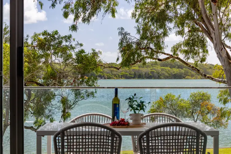 202/10 Picnic Point Esplanade, Maroochydore QLD 4558