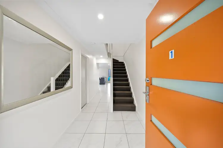1/32 Denham Circuit, Willow Vale QLD 4209