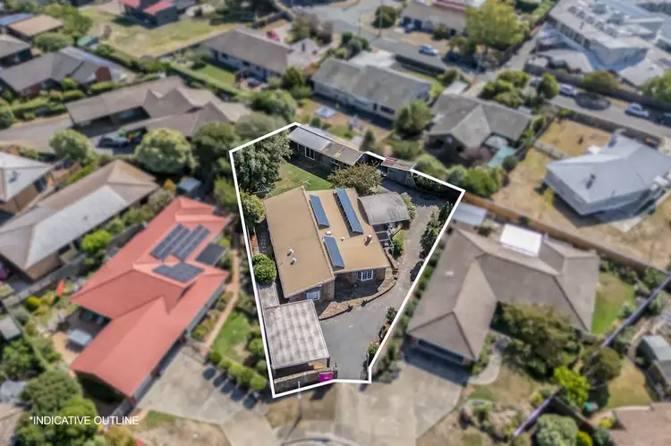 15 Sculthorpe Place, Norwood TAS 7250