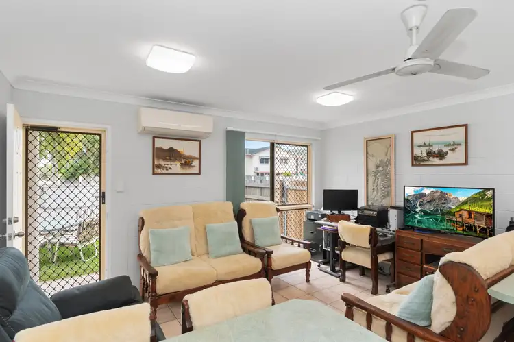 Sixth view of Homely unit listing, 4/14-20 Nix Street, West End QLD 4810