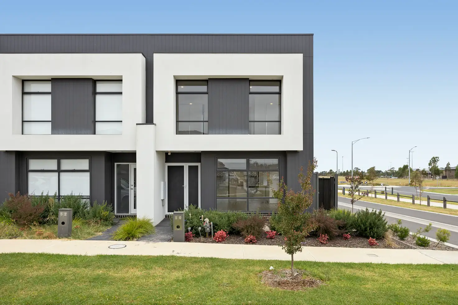 Main view of Homely townhouse listing, 50 Positano Circuit, Berwick VIC 3806