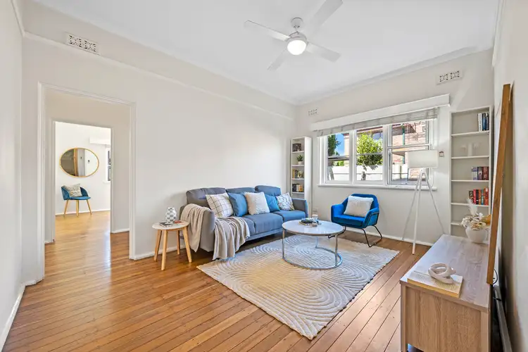 23 A'Beckett Avenue