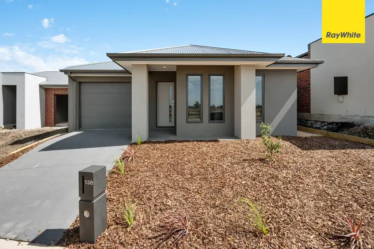 138 Campestre Drive, Sunbury VIC 3429